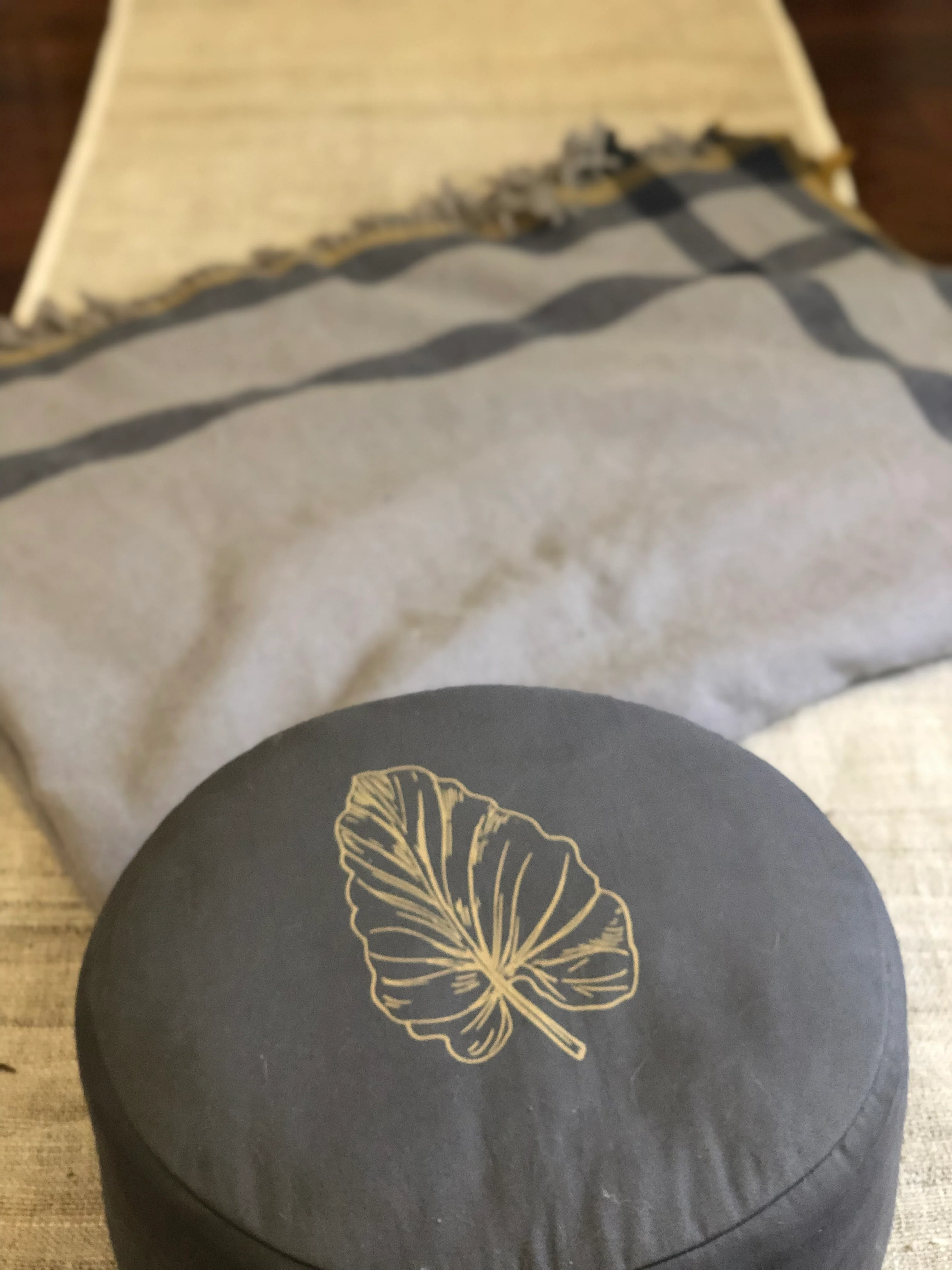 The Practitioner's Bundle: 100% Wool Meditation Shawl, Natural Hemp Yoga Mat and Meditation Cushion - Image 13