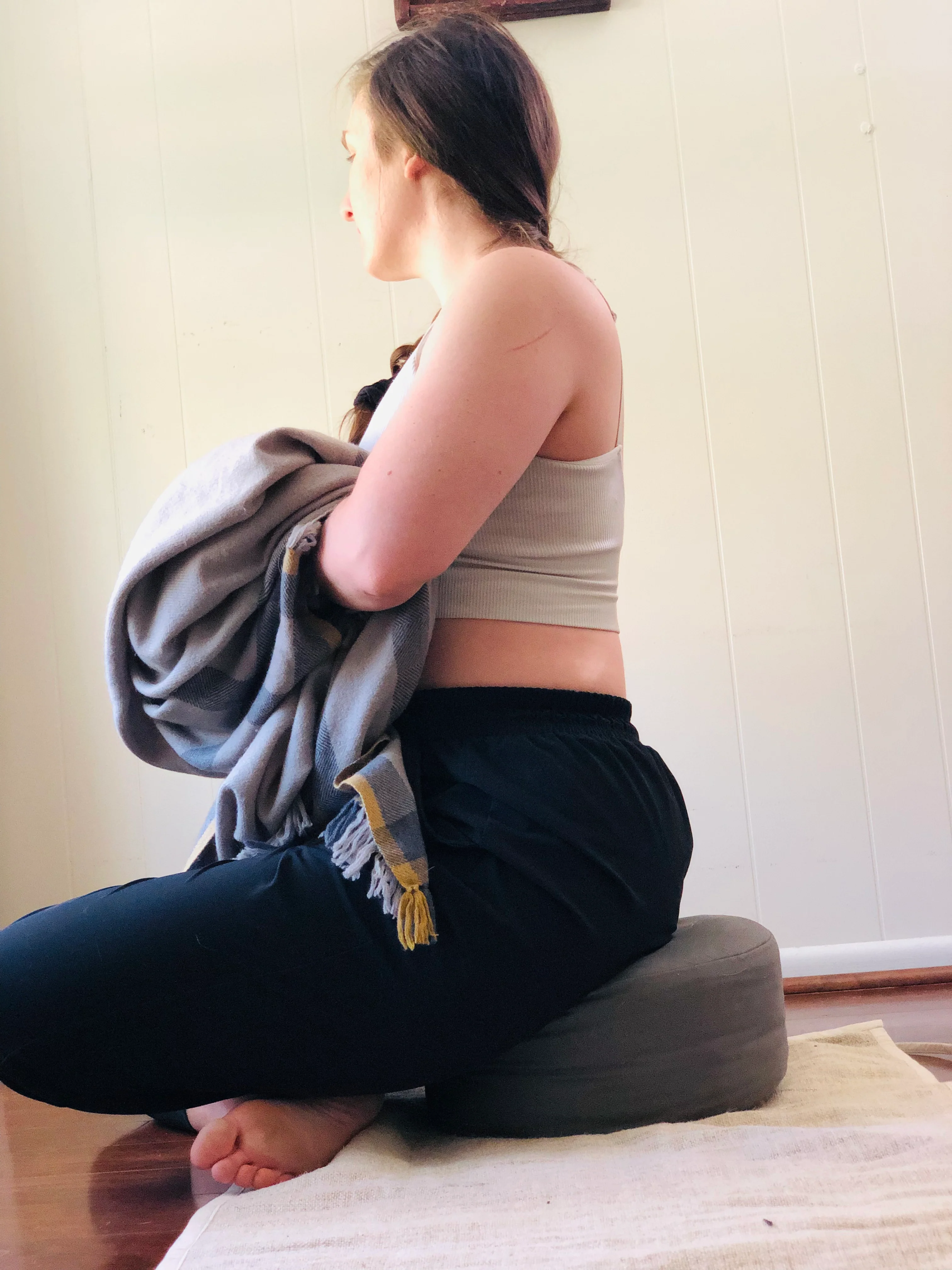 The Practitioner's Bundle: 100% Wool Meditation Shawl, Natural Hemp Yoga Mat and Meditation Cushion - Image 14