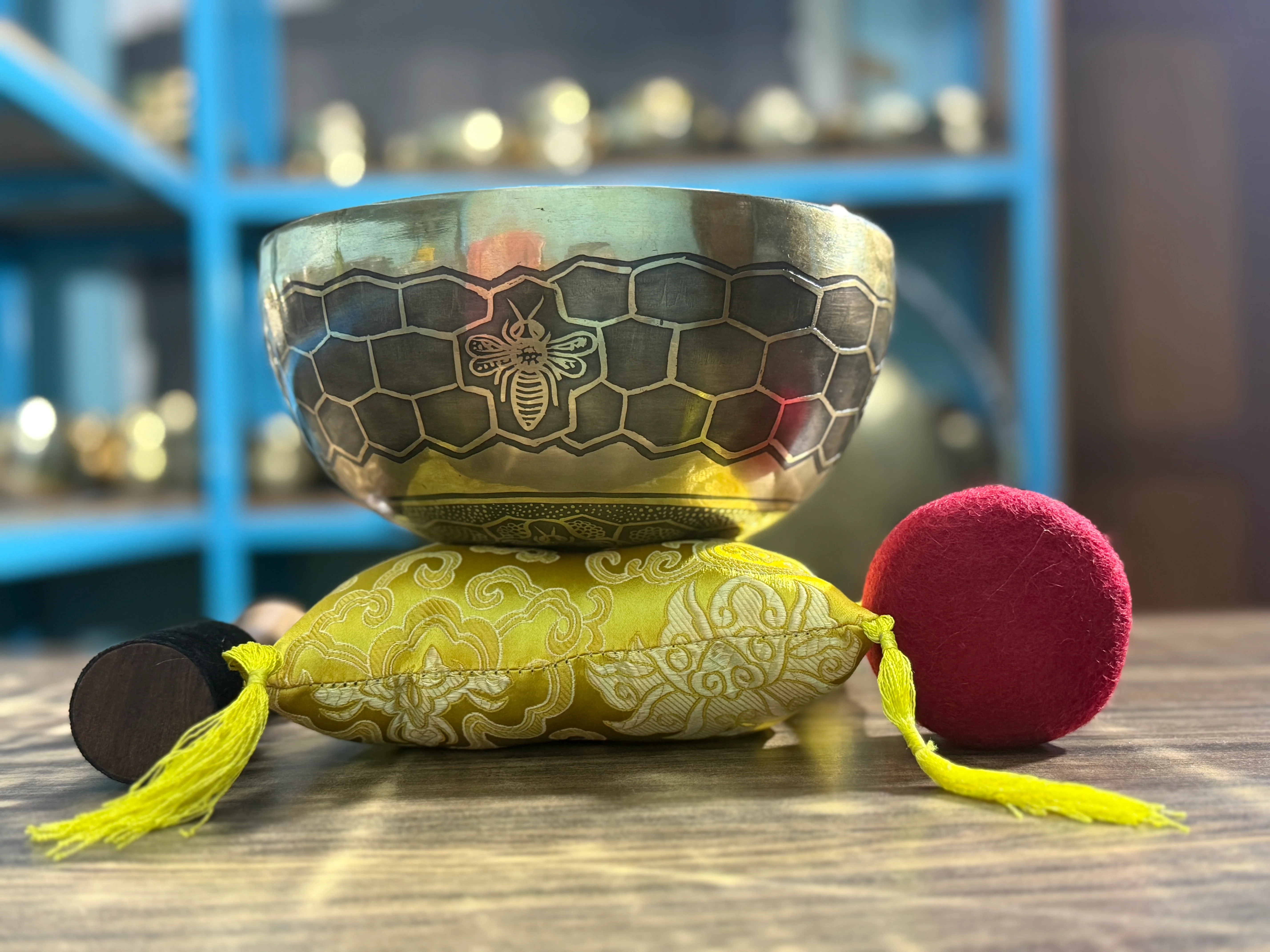 The Bee Bowl: 10 inch | Special Creation by Lauren - Image 13