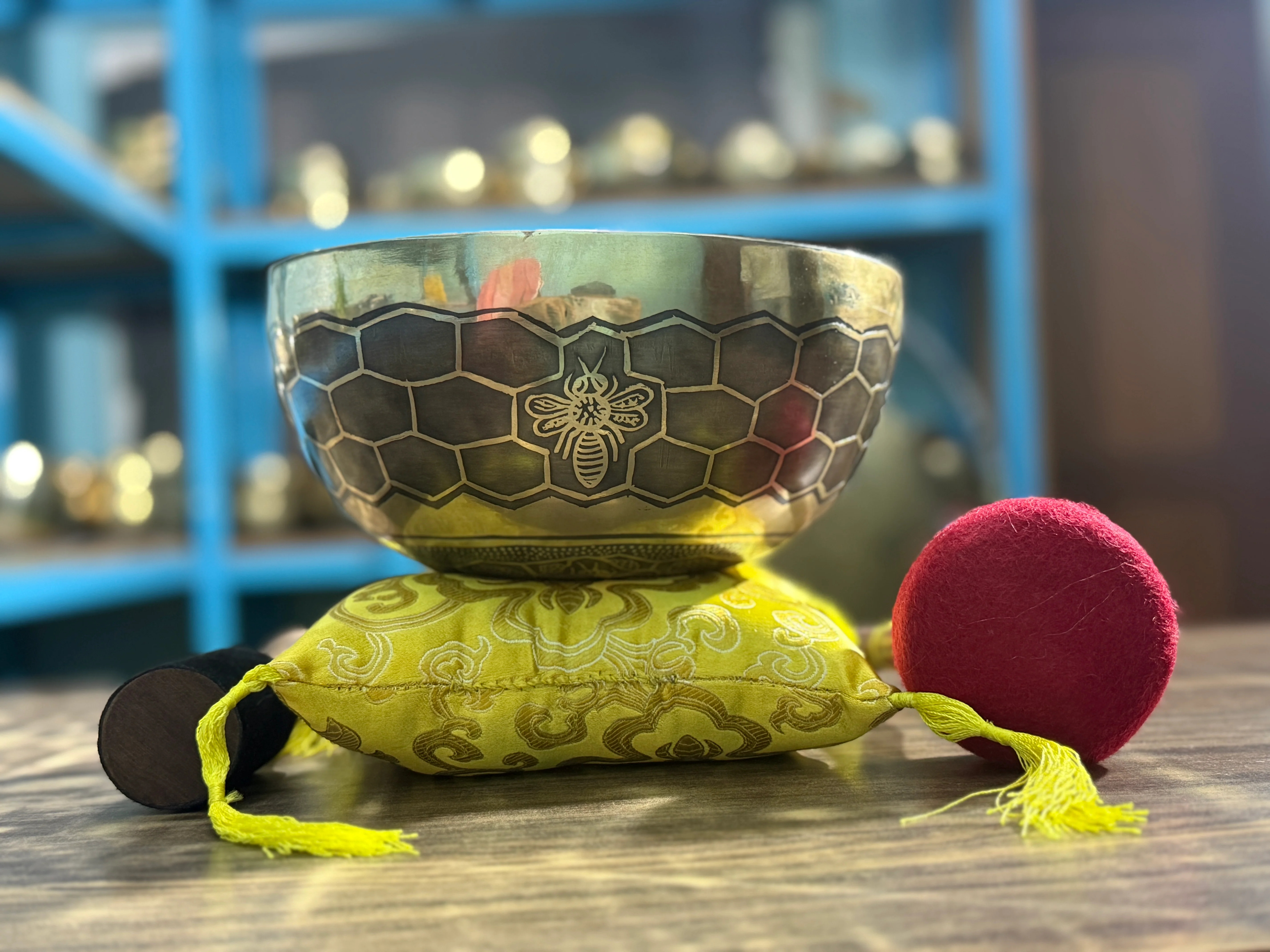 The Bee Bowl: 10 inch | Special Creation by Lauren - Image 33