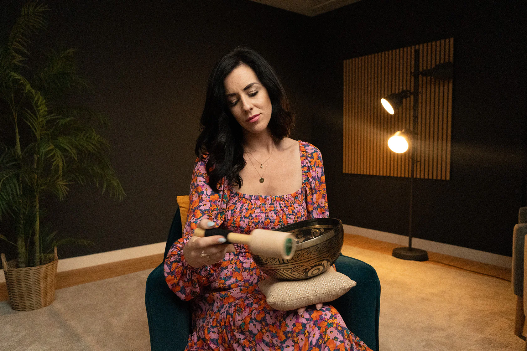 The Vortex Bowl: 9 inch | Heart Chakra Bowl - PAUSE Breathwork x Ohm Store - Image 3